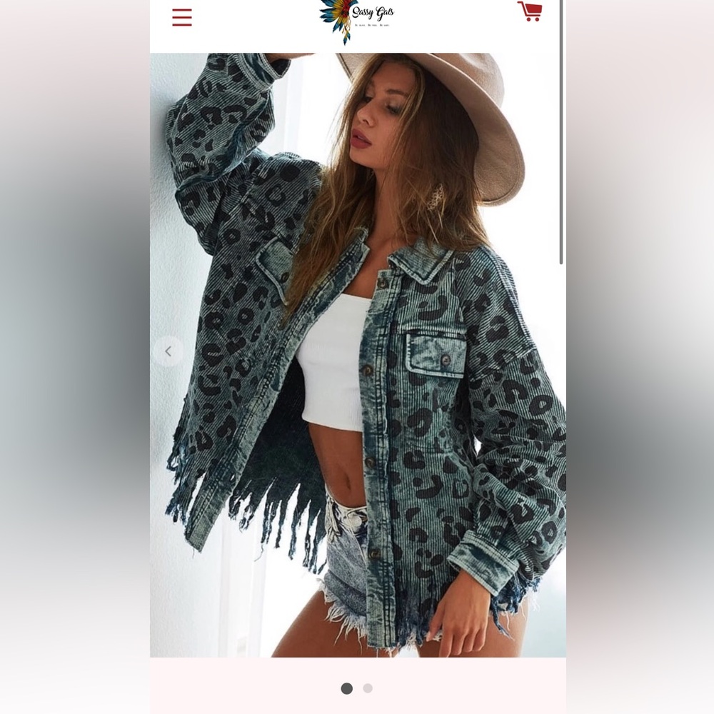 BiBi animal printed shacket